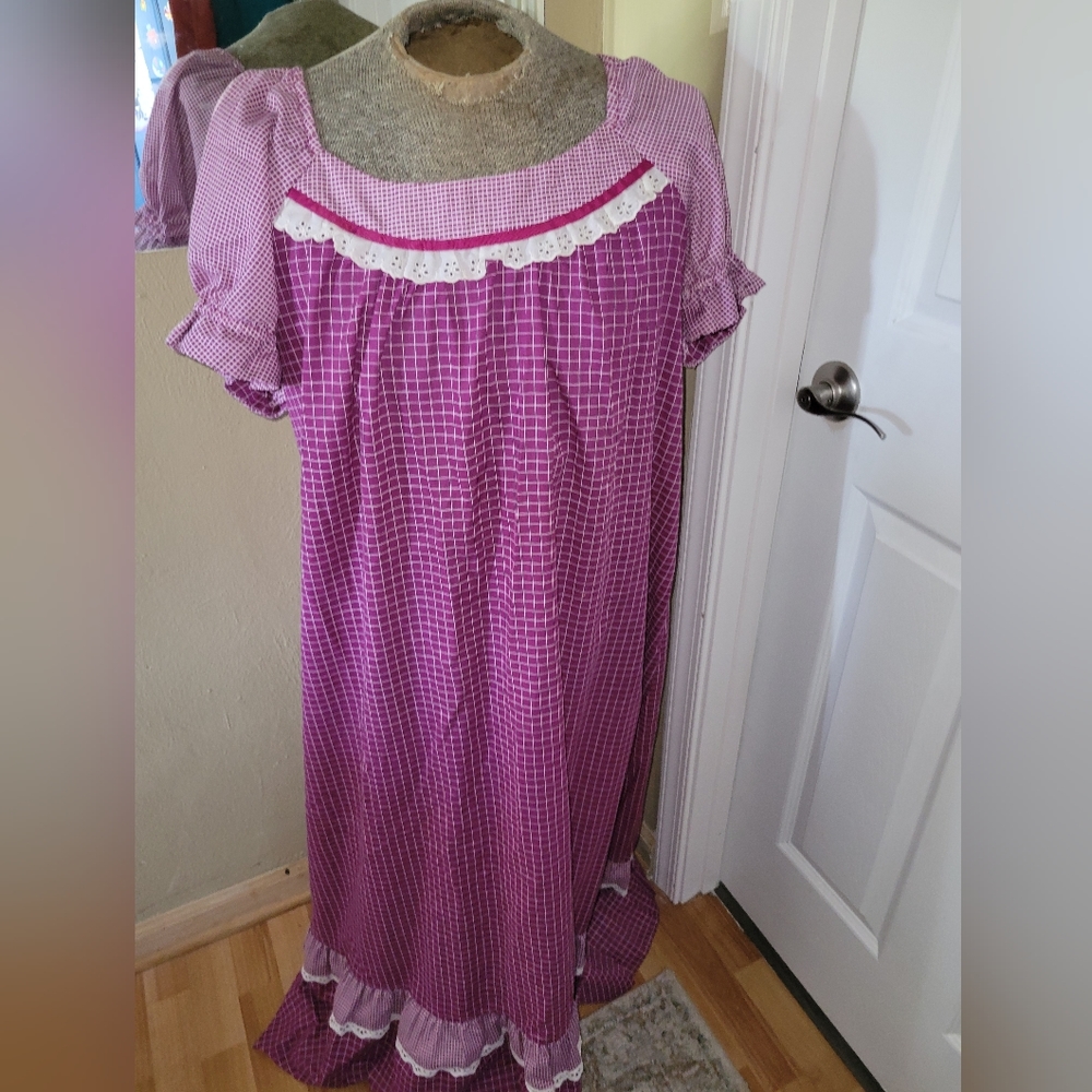 Vintage Lola Hawaiian Dress Size 18